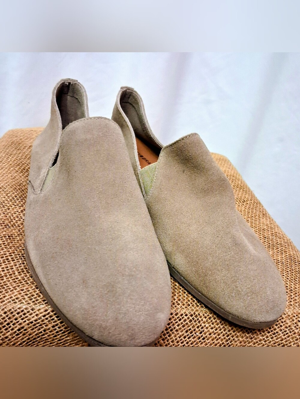 Womens Lucky Brand Slip On Super Soft Tan Suede Flats Size 10 New